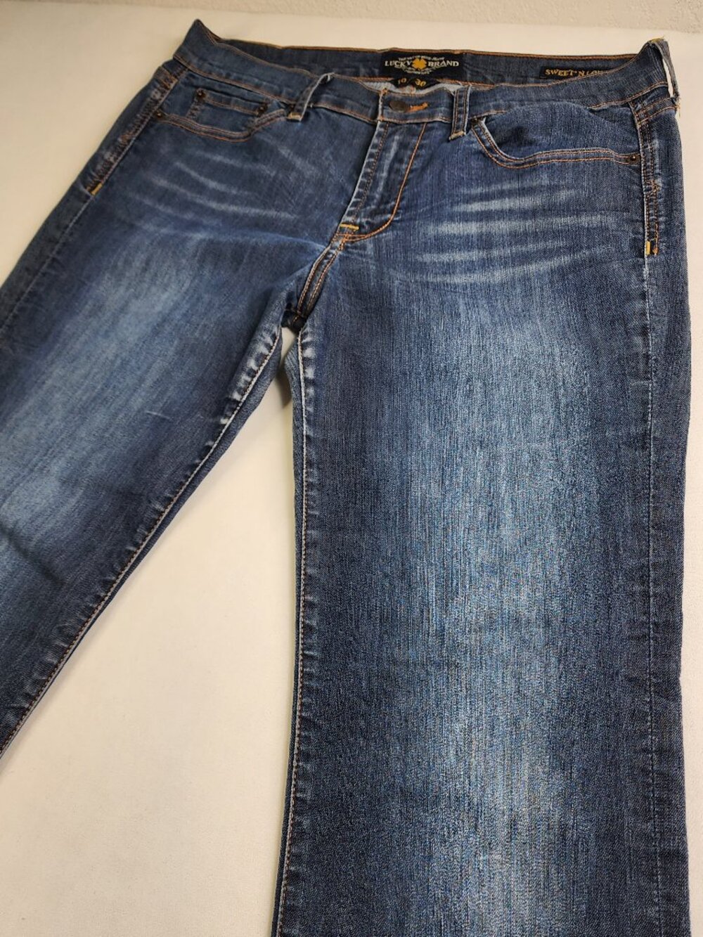 Lucky Brand Sweet and Low Woman's 10 Bootcut Jeans Actual 32x31 Western Country